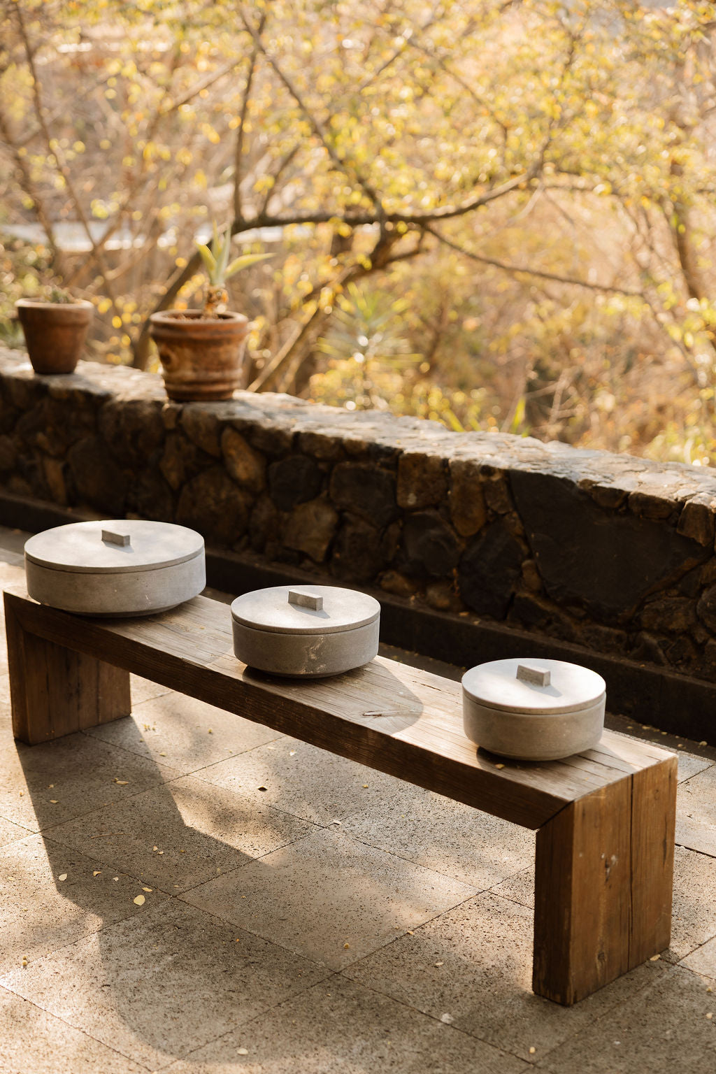 KOLÓS concrete candles — Sacred Ash