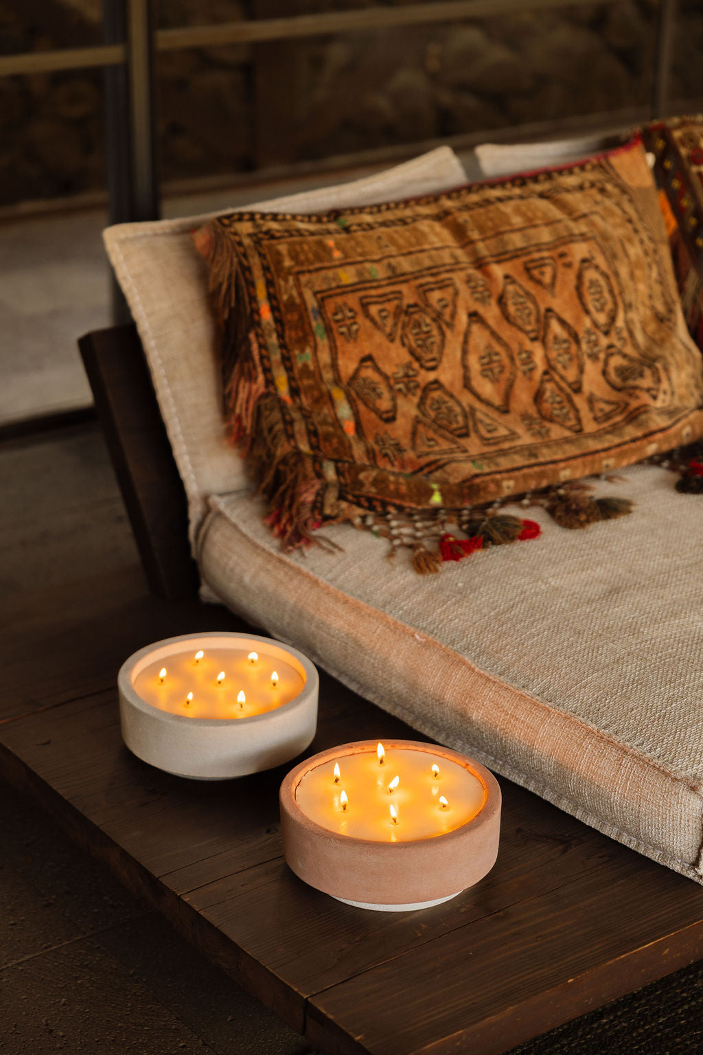 KOLÓS candle collection